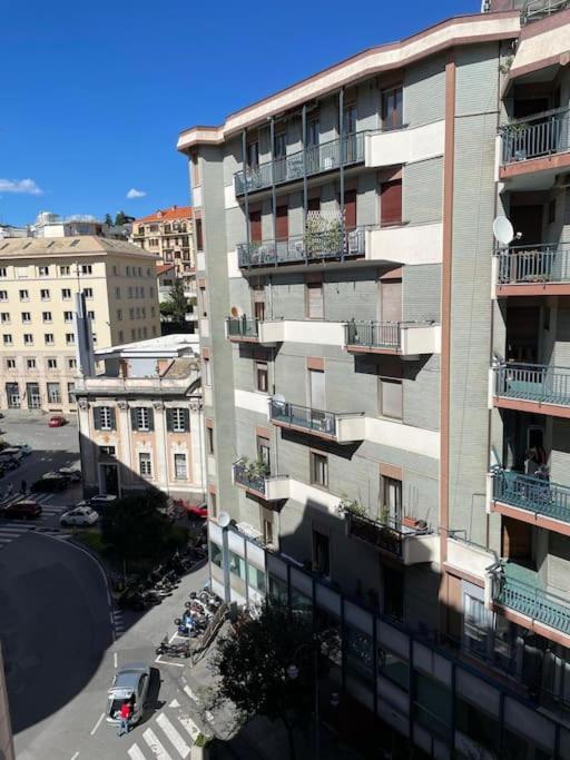 All'Otto Nel Cuore Della Citta Savone Extérieur photo